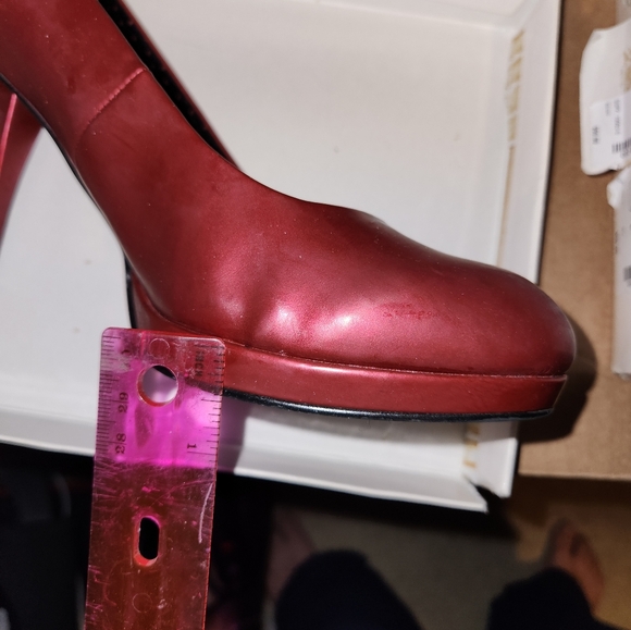 Mixit fauna red pumps used 8 1/2 - Picture 12 of 12